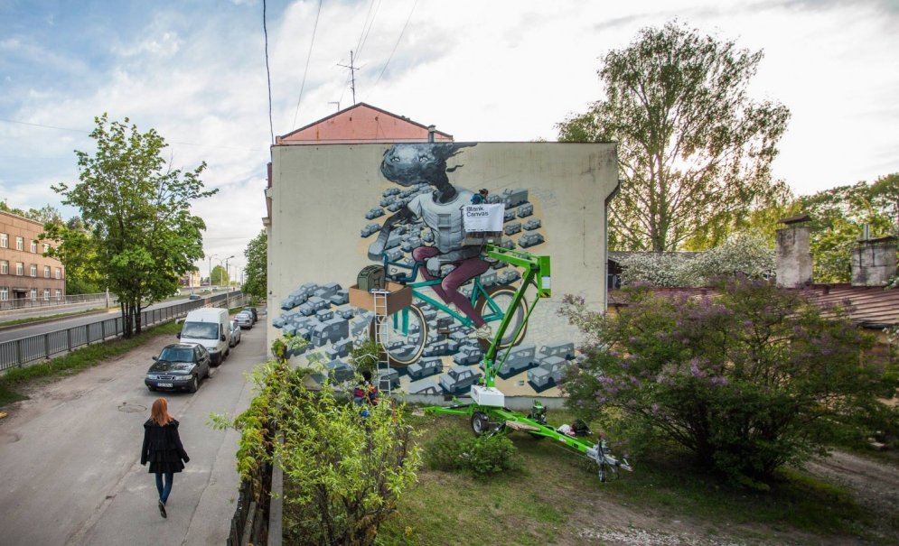 Граффити в Латвии